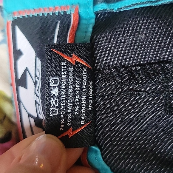 Fly Shorts - Picture 4 of 4